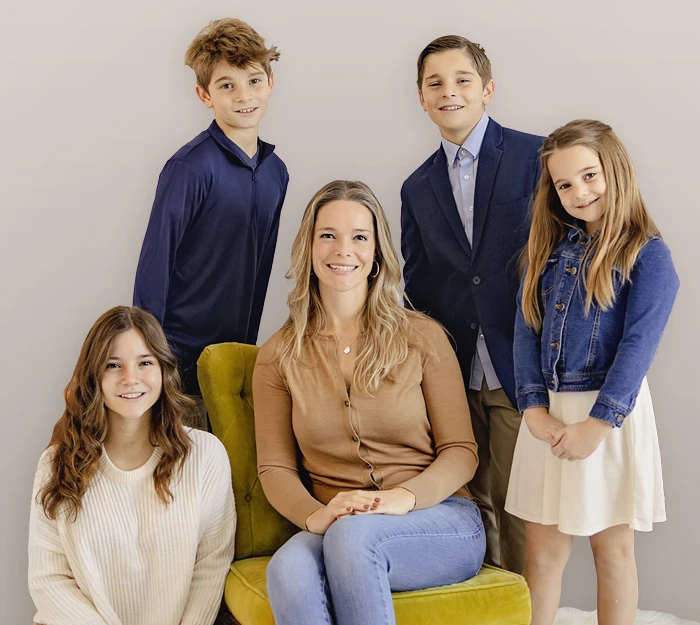 Chiropractor Brighton MI Melissa Osborn With Family Chiropractor Brighton MI Melissa Osborn With Family